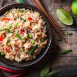 Cómo preparar la receta de arroz frito tailandés con cangrejo: sabores exóticos y método auténtico tradicional